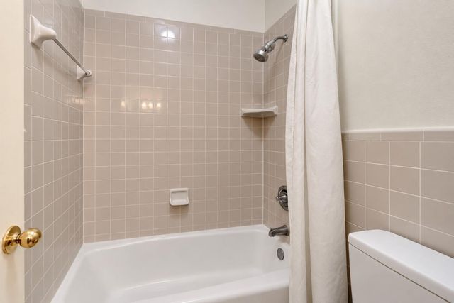 304 Melodywood Drive, Friendswood, TX 77546