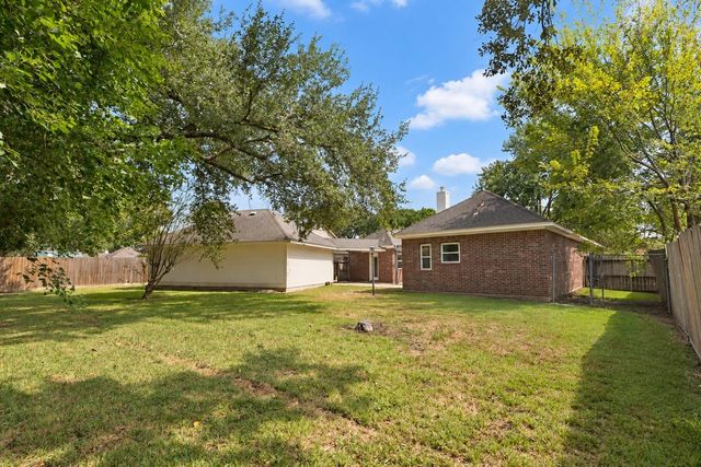 304 Melodywood Drive, Friendswood, TX 77546