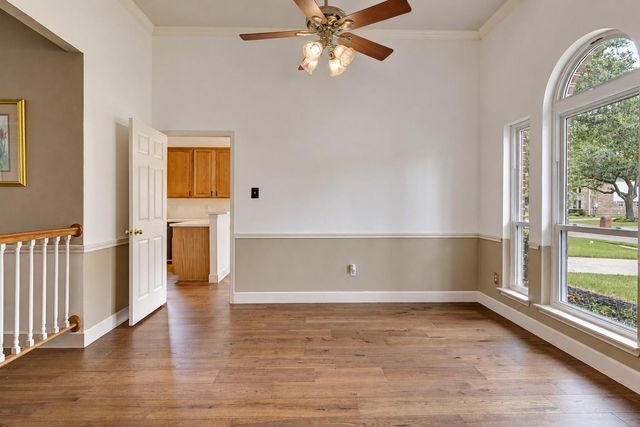 304 Melodywood Drive, Friendswood, TX 77546