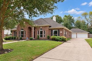 304 Melodywood Drive, Friendswood, TX 77546