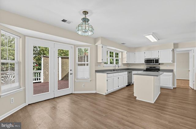 11702 COB CT, Waldorf, MD 20601
