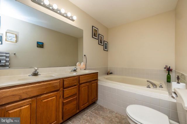 101 RACHEL LN, Coatesville, PA 19320