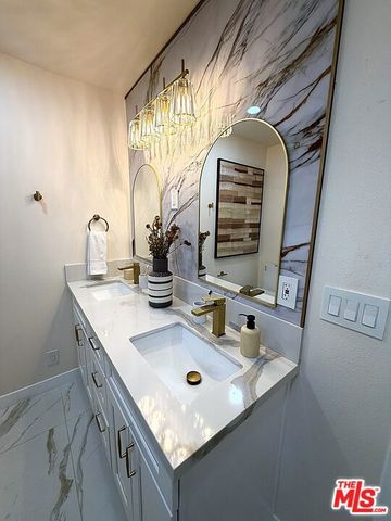 10911 Lemay Street, Los Angeles, CA 91606