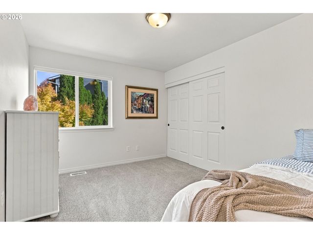16283 Sw STAHL Dr, Portland, OR 97223