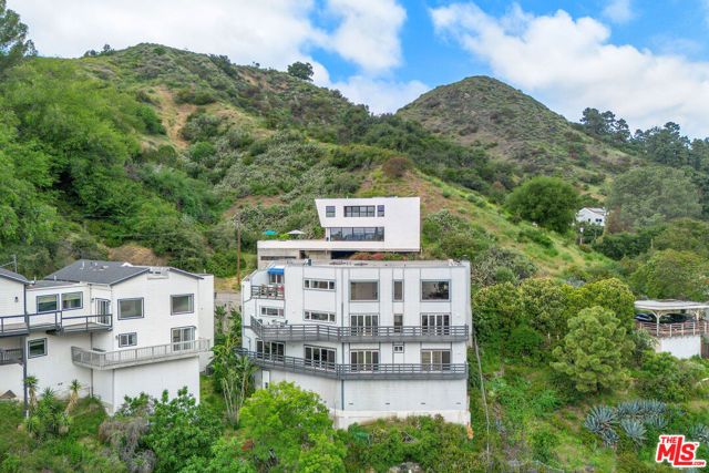 2350 San Marco Drive, Los Angeles, CA 90068