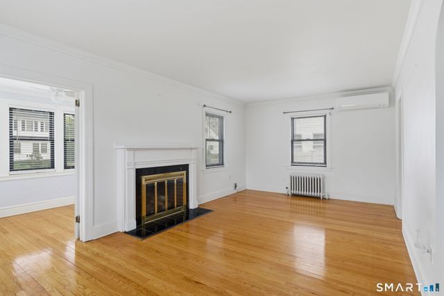 30 Walter Place, East Hartford, CT 06108