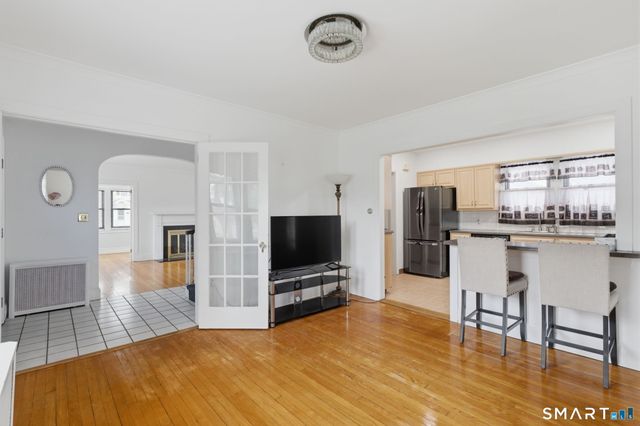 30 Walter Place, East Hartford, CT 06108