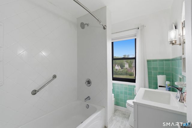 30 Walter Place, East Hartford, CT 06108