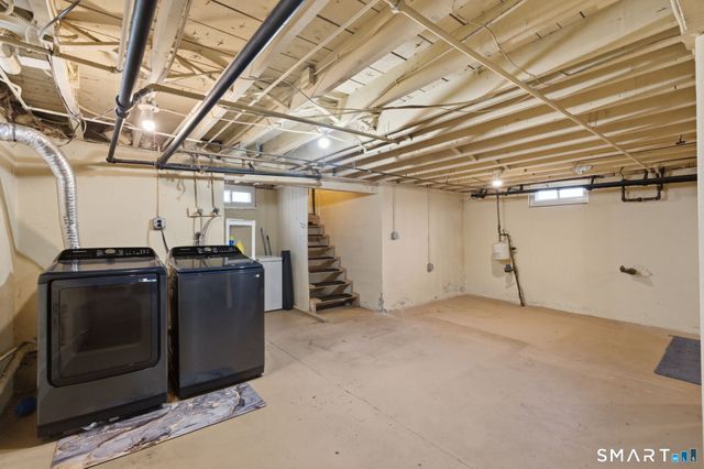 30 Walter Place, East Hartford, CT 06108