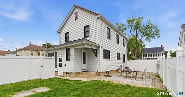 30 Walter Place, East Hartford, CT 06108