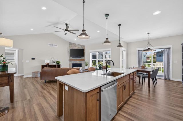 6257 Ronald Reagan Drive, Deforest, WI 53532