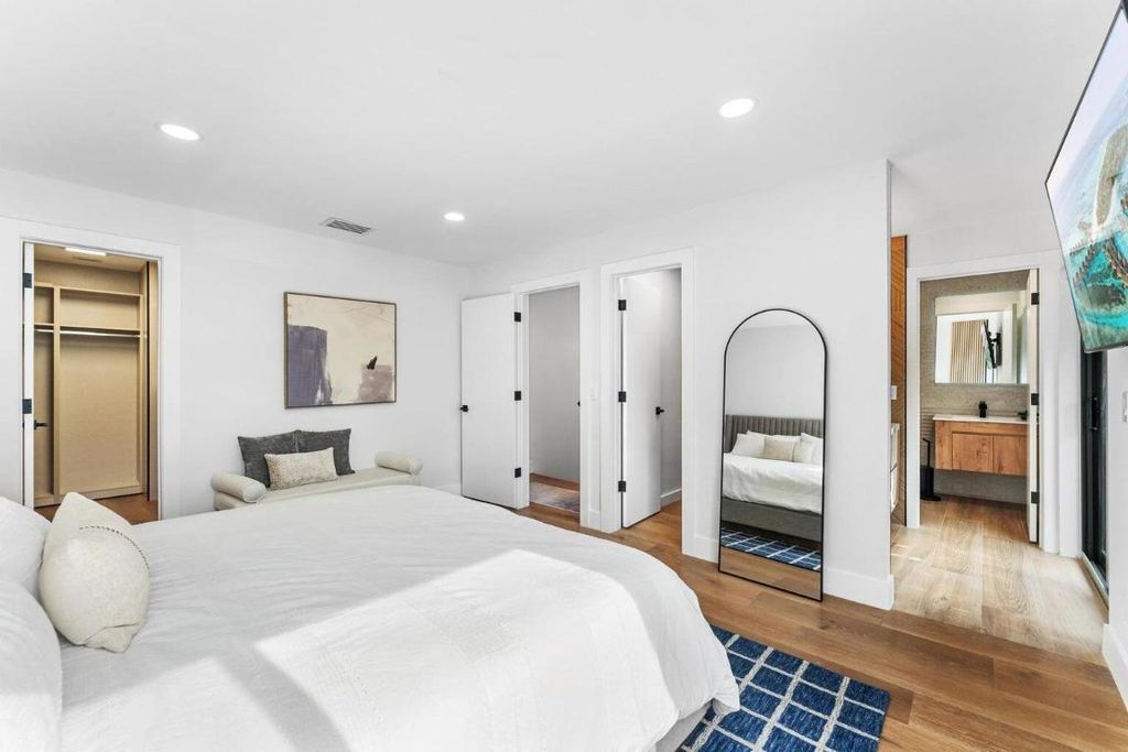 Image 29 of property listing at 541 N Ocean Boulevard 5610, Boca Raton, FL 33432