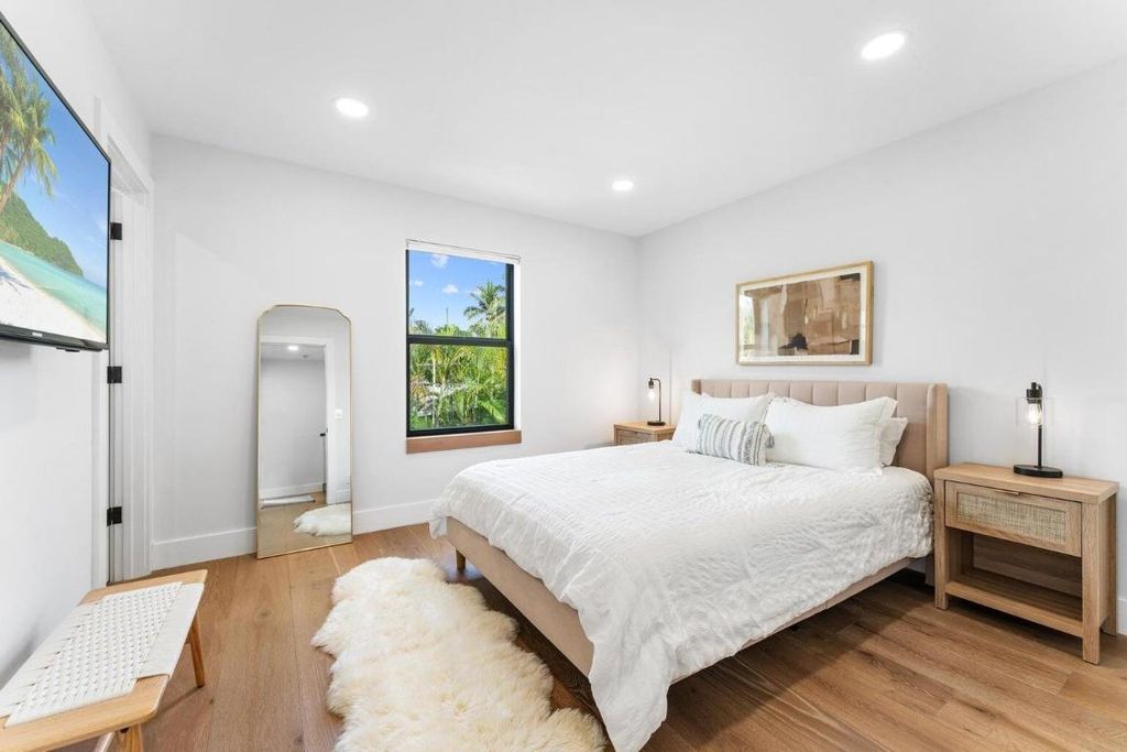 Image 34 of property listing at 541 N Ocean Boulevard 5610, Boca Raton, FL 33432