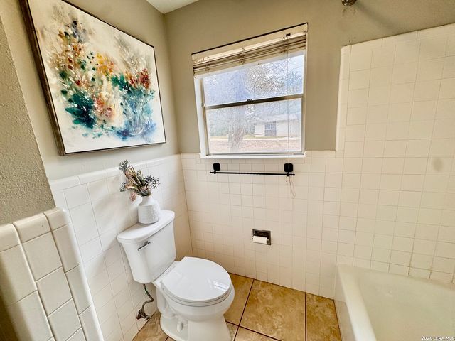 131 Canyon Oaks, San Antonio, TX 78232