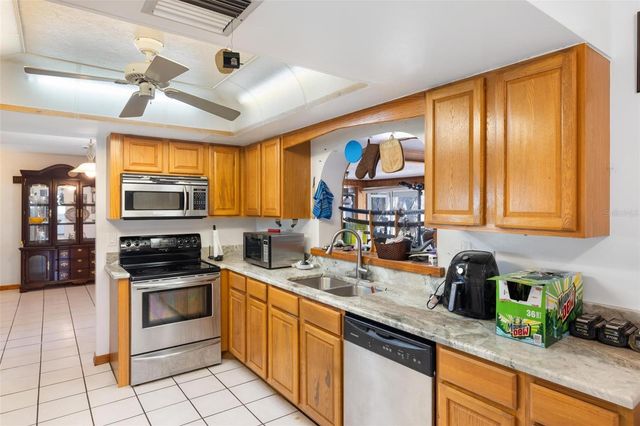 105 COUSLEY DRIVE SE, Port Charlotte, FL 33952