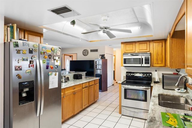 105 COUSLEY DRIVE SE, Port Charlotte, FL 33952