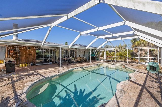 105 COUSLEY DRIVE SE, Port Charlotte, FL 33952