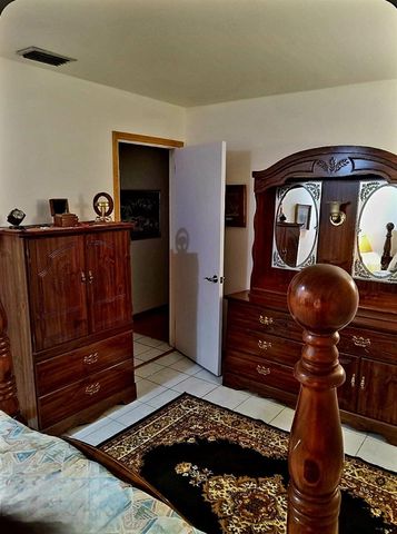 105 COUSLEY DRIVE SE, Port Charlotte, FL 33952