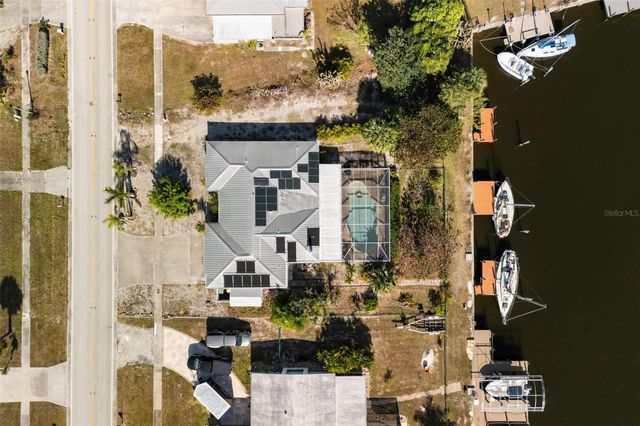 105 COUSLEY DRIVE SE, Port Charlotte, FL 33952