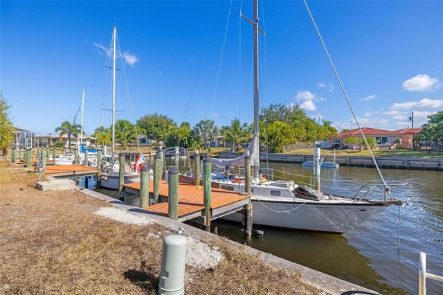 105 COUSLEY DRIVE SE, Port Charlotte, FL 33952