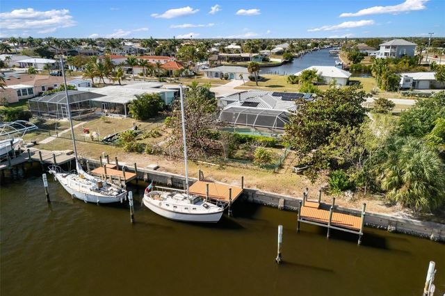 105 COUSLEY DRIVE SE, Port Charlotte, FL 33952