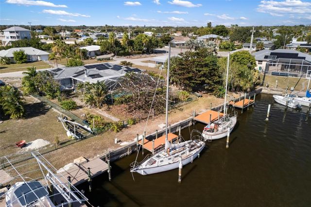 105 COUSLEY DRIVE SE, Port Charlotte, FL 33952