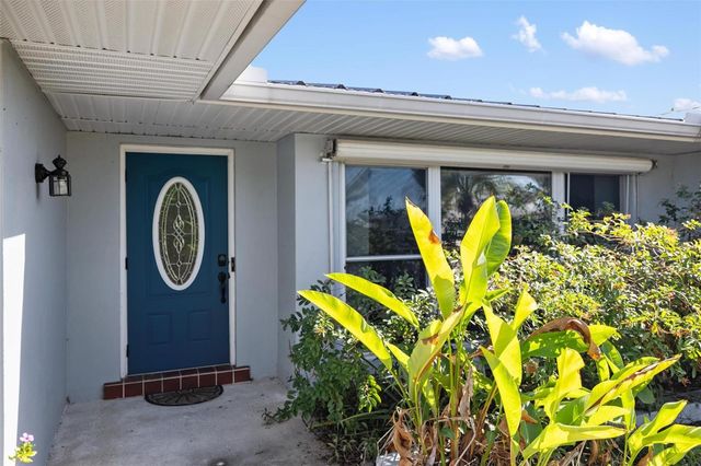 105 COUSLEY DRIVE SE, Port Charlotte, FL 33952