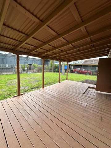 726 Banton Street, Channelview, TX 77530