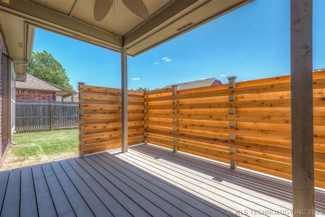 1228 E 134th Street, Glenpool, OK 74033