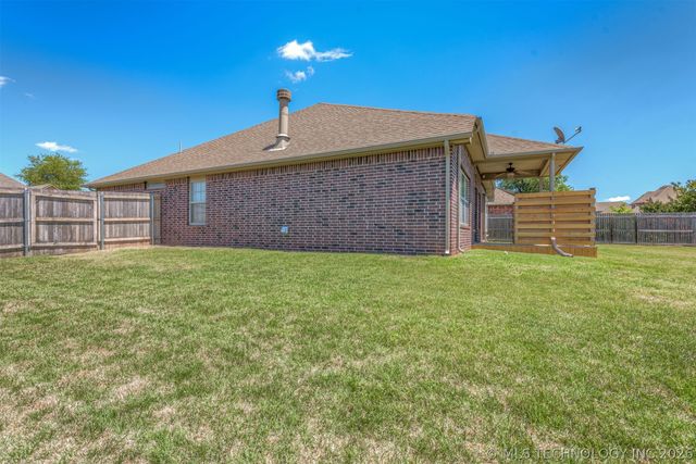 1228 E 134th Street, Glenpool, OK 74033
