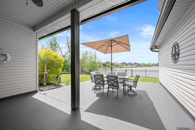 41227 Colonial Dr, Sorrento, LA 70778