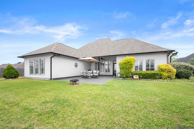 41227 Colonial Dr, Sorrento, LA 70778