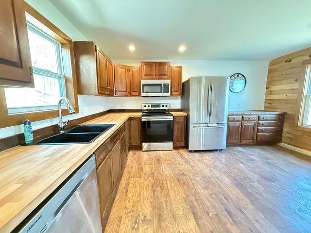 221A Southridge Street, Springfield, VT 05156
