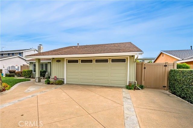 20052 Tranquil Lane, Huntington Beach, CA 92646