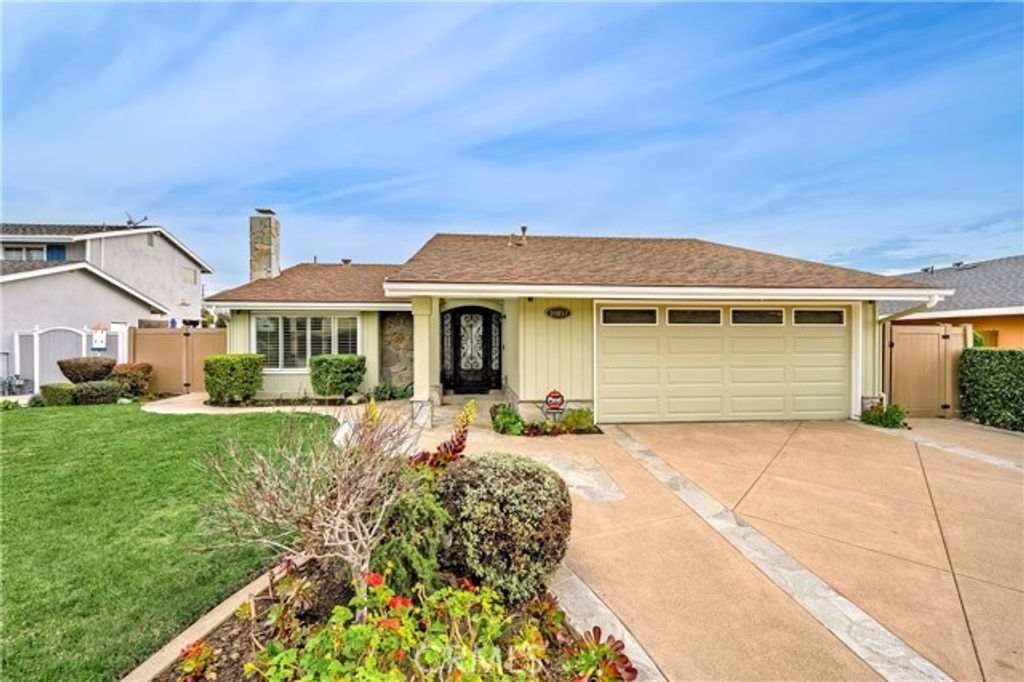 20052 Tranquil Lane, Huntington Beach, CA 92646