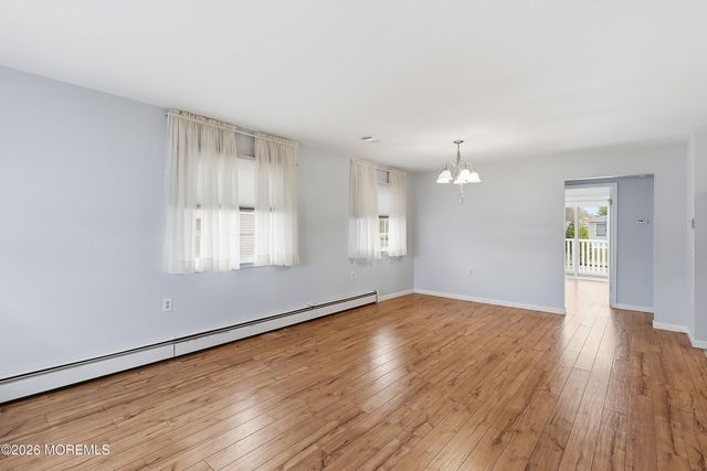 55 Hyannis Street, Toms River, NJ 08757