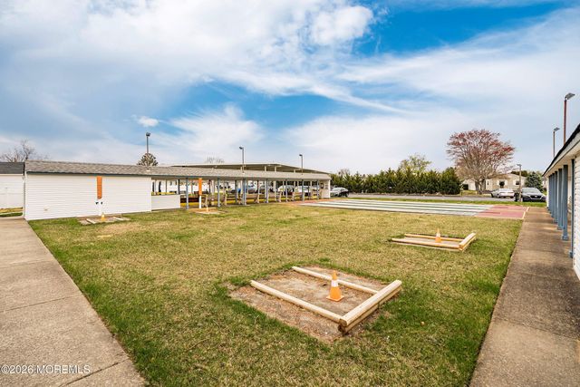 55 Hyannis Street, Toms River, NJ 08757