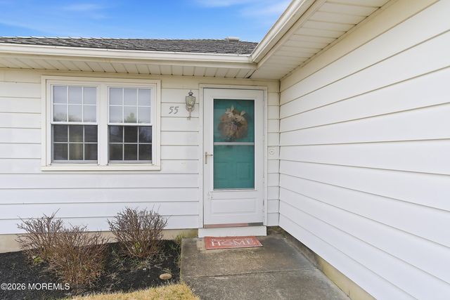 55 Hyannis Street, Toms River, NJ 08757