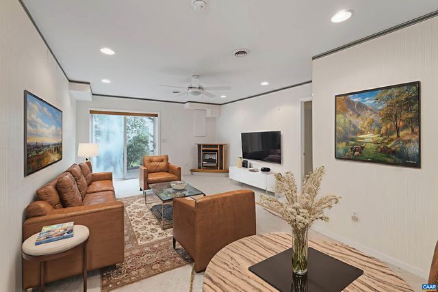 1 WINDY WAY, Palmyra, VA 22963