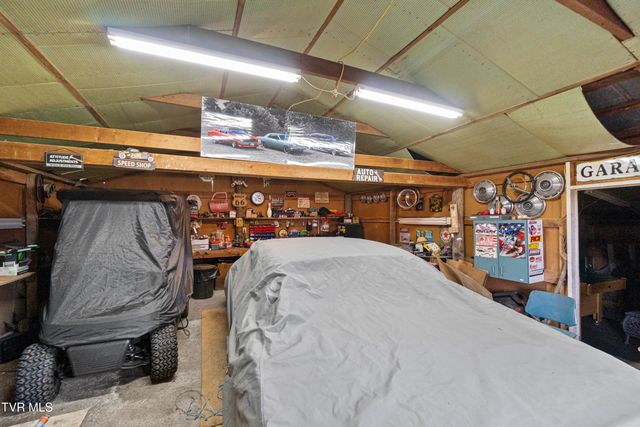 2205 Brown Springs Rd, Greeneville, TN 37743