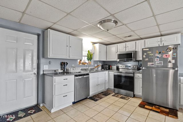 2205 Brown Springs Rd, Greeneville, TN 37743