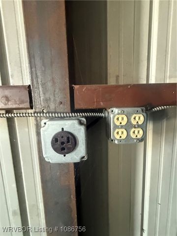 2313 Vineyard Creek Road, Greenwood, AR 72936