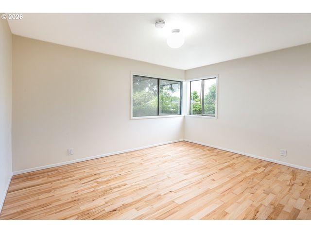 1404 CENTENNIAL Blvd, Springfield, OR 97477