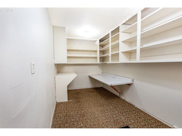 1404 CENTENNIAL Blvd, Springfield, OR 97477