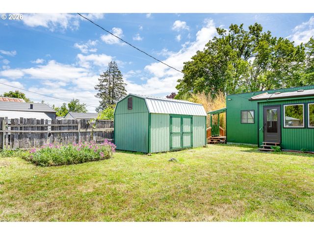 1404 CENTENNIAL Blvd, Springfield, OR 97477