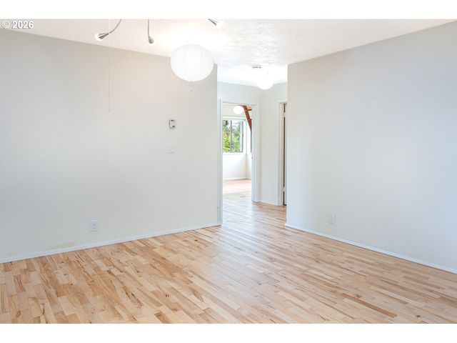 1404 CENTENNIAL Blvd, Springfield, OR 97477