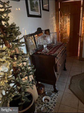 250 FOREST DR, Ridgeley, WV 26753