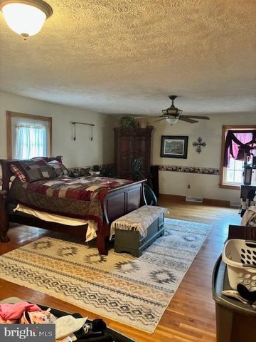 250 FOREST DR, Ridgeley, WV 26753