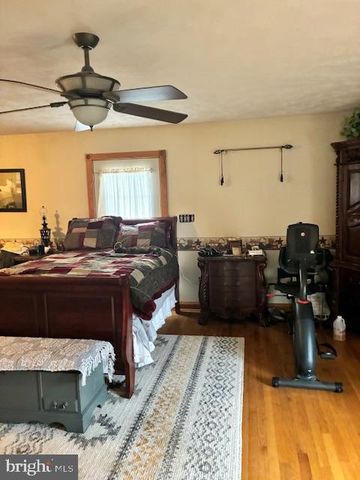 250 FOREST DR, Ridgeley, WV 26753