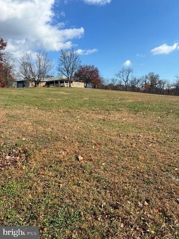 250 FOREST DR, Ridgeley, WV 26753